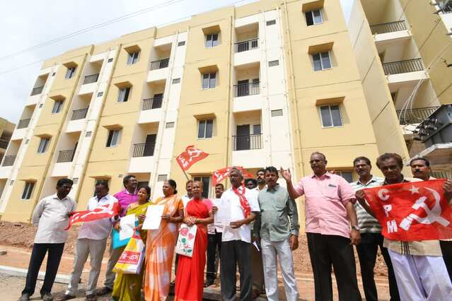 టిడ్కో గృహాలపై ప్రజలను దగా చేసిన పాలకులు
