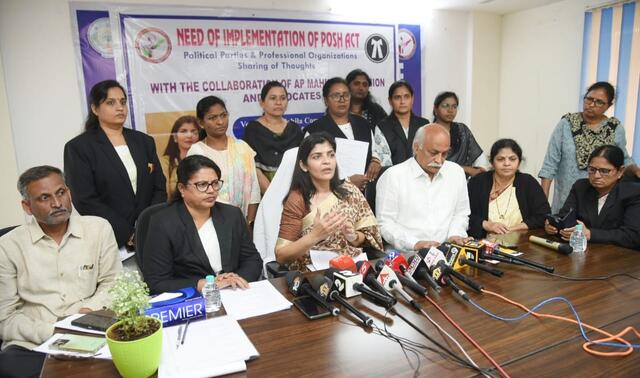 మహిళలకు పని ప్రదేశాల్లో రక్షణ, భద్రత అవసరం
