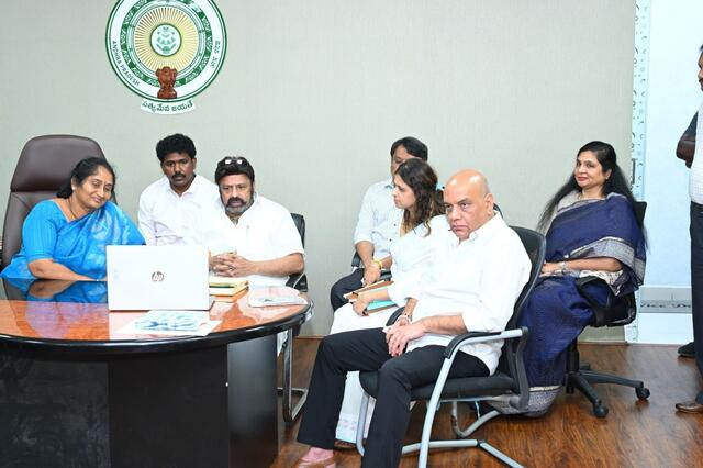 హిందూపురంలో ఎస్సీడీపీ ఏర్పాటు