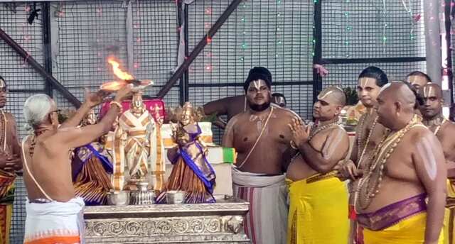 శాస్త్రోక్తంగా కోయిల్ ఆళ్వార్ తిరుమంజనం
