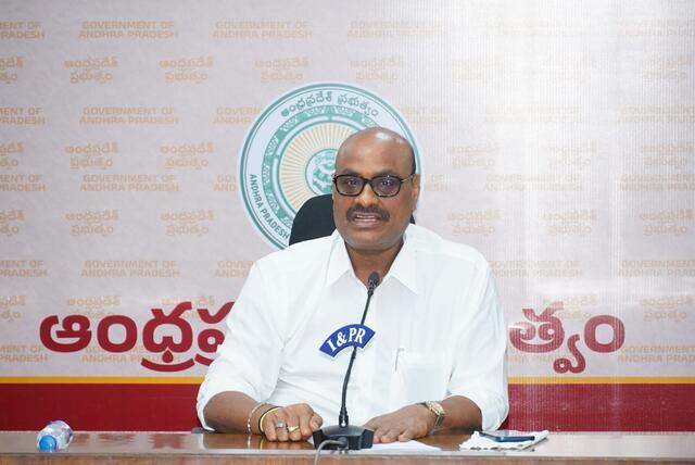 మత్స్యకారుల ఆచూకీ కోసం నిరంతర గాలింపు