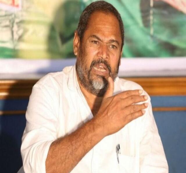 పవన్ పై ఆర్. నారాయణ మూర్తి ఫైర్!