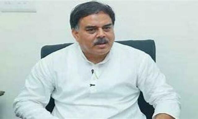 ఫుడ్ క్వాలిటీపై మంత్రి నాదెండ్ల వార్నింగ్