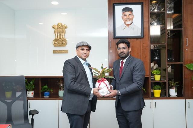 సిఆర్డీఏ అడిషనల్ కమిషనర్‌గా రాహుల్