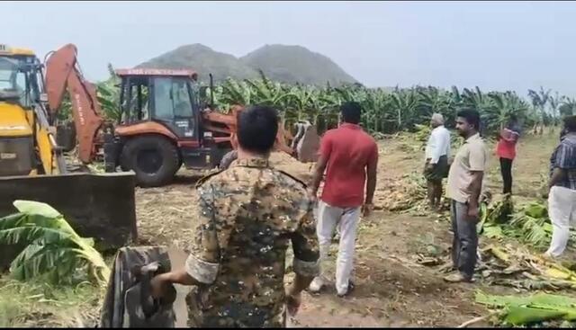 ఉండవల్లిలో ఉద్రిక్తత.. భూస్వాధీనంపై ఆందోళన