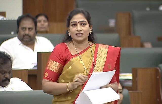 వైసీపీ హయాంలో శాంతిభద్రతలు లేవు