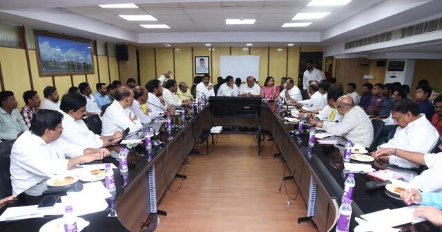 విశాఖ బీచ్‌ రోడ్‌‌లో ట్రాఫిక్‌ ఆంక్షలు