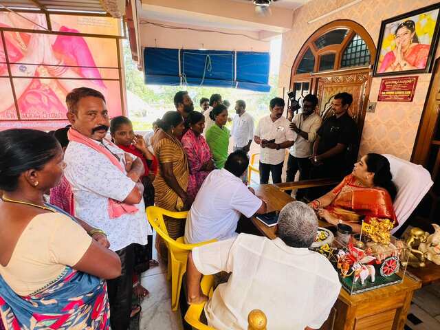 ప్రజాదర్బార్ నిర్వహించిన గిరిజన మంత్రి