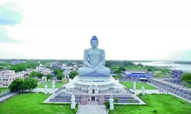 రాజధాని నిర్మాణంలో కీలక ప్రాజెక్టులకు కేంద్రం ఆమోదం