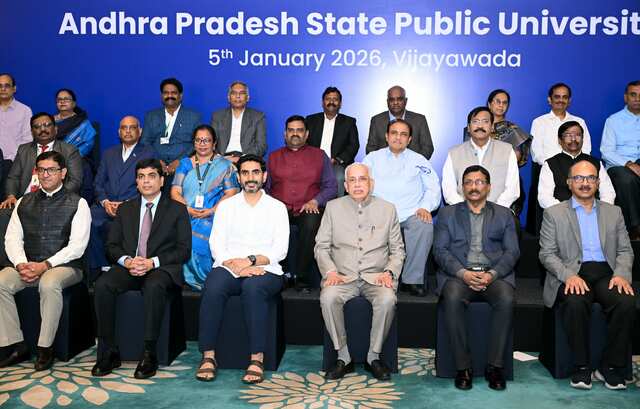 నాలెడ్జ్ బెస్ట్ సొసైటీ తయారులో యూనివర్సిటీలది కీలకపాత్ర