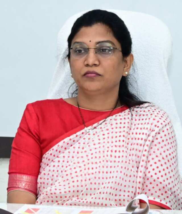 గుర్తింపు లేని రాజకీయ పార్టీలతో సమావేశం