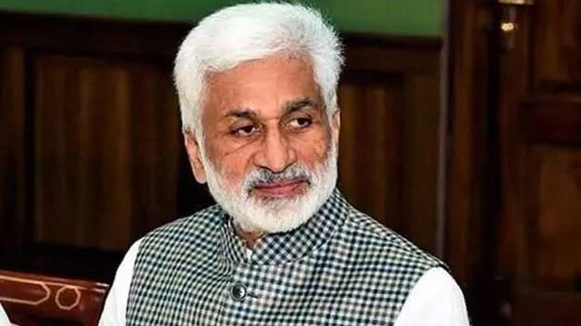 కోటరీ కెలుకుతోంది.. విజయసాయి!