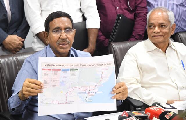 మూడేళ్లలో విజయవాడ, విశాఖ మెట్రో