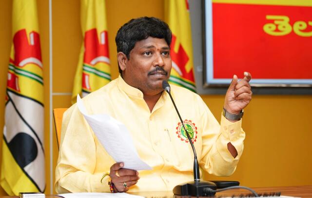 ఆర్యవైశ్యుల కోరిక మేరకు వాసవీ పెనుగొండ పేరు