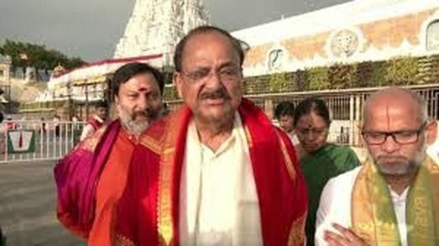 వీఐపీలు ఏడాదికోసారే శ్రీవారిని దర్శించుకోవాలి