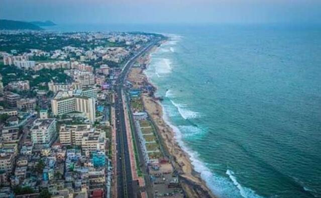 ఐదేళ్లలో సాఫ్ట్‌వేర్ హబ్‌ – క్లాస్ సిటీగా విశాఖ