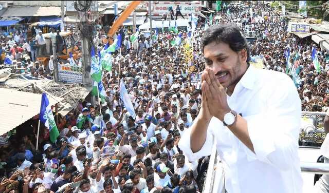 జగన్ పర్యటనను అడ్డుకుంటామన్న దళిత సంఘాలు