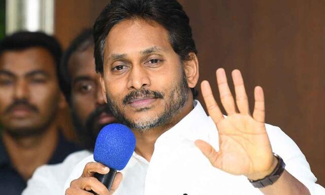 జగన్ పాదయాత్రకు ముహూర్తం ఫిక్స్?