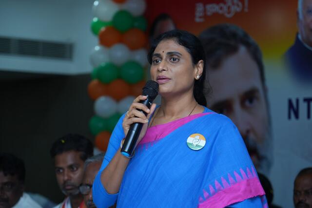 దేశంలో 11 ఏళ్లుగా అప్రకటిత ఎమర్జెన్సీ